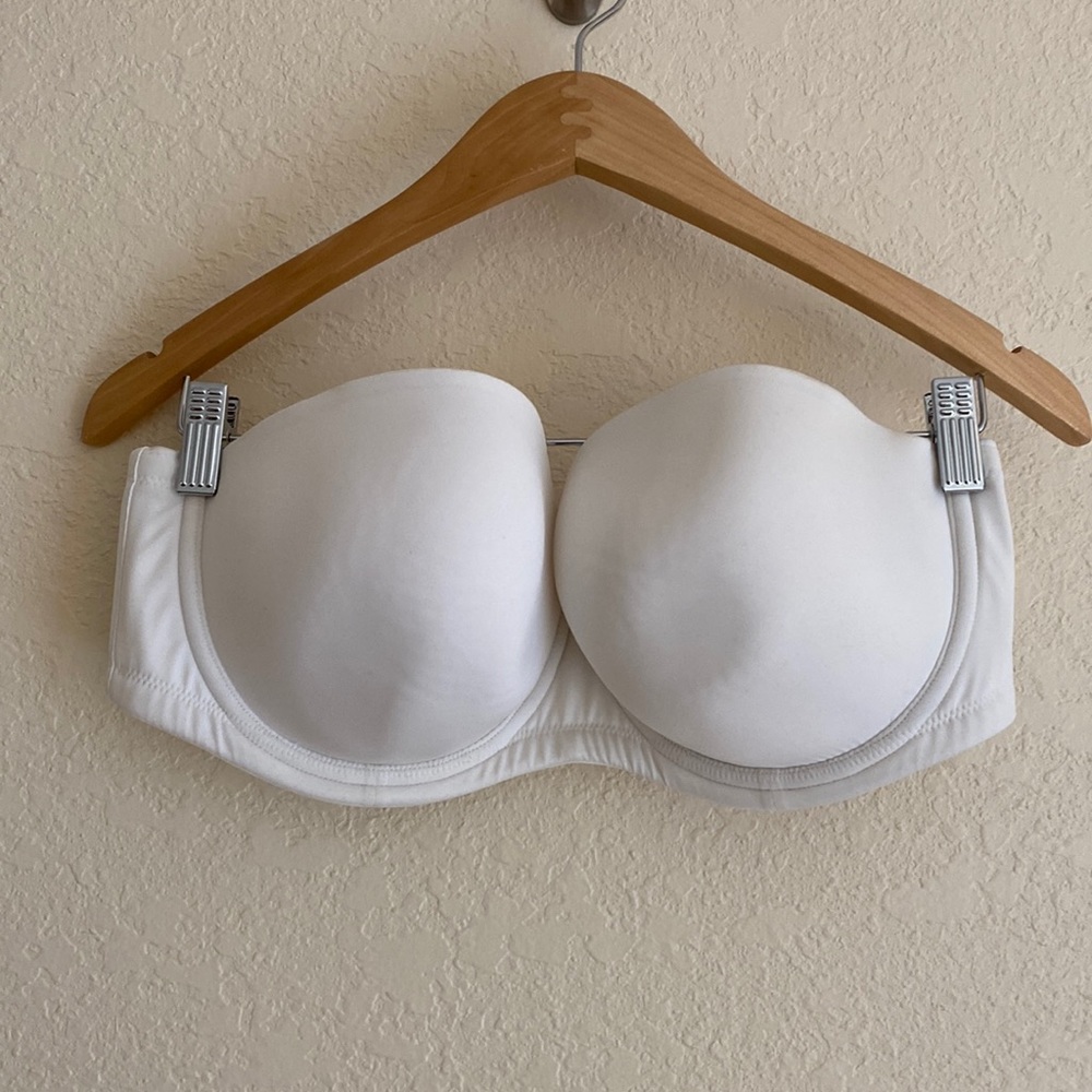Cacique. Strapless bra - 42D